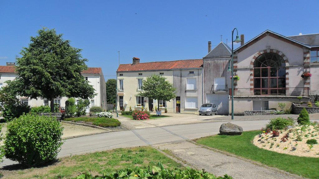 Chambres D'Hotes Bienvenue LʼAbsie Exteriör bild